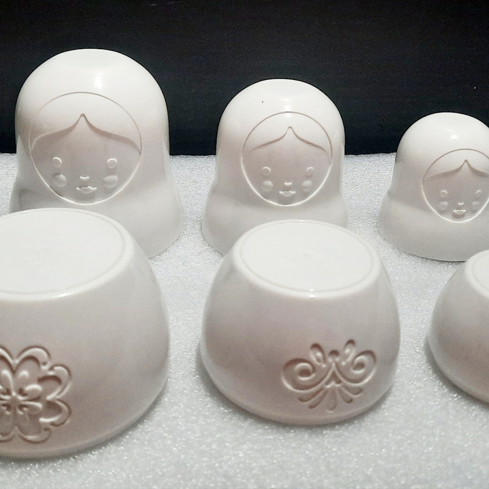 Kitchen nesting dolls measuring cups - Picture 5 of 9